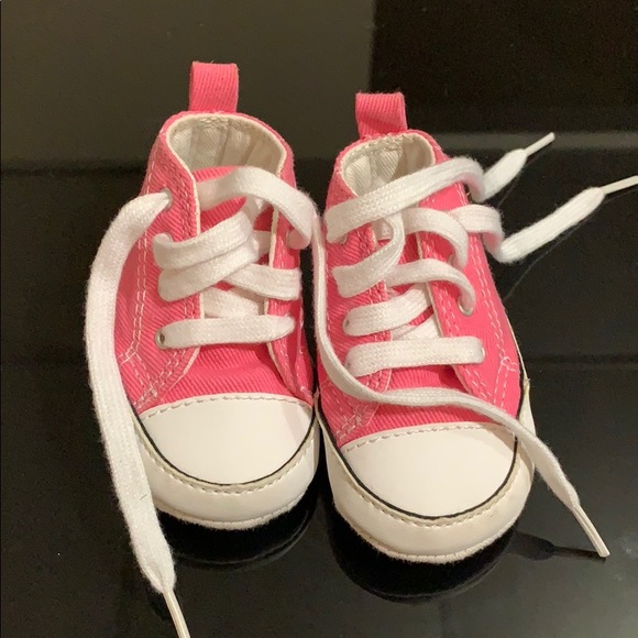 newborn converse